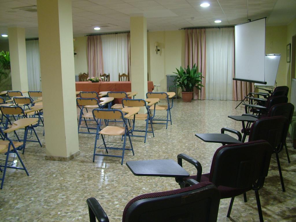 Hotel Rio Piscina Priego de Córdoba Eksteriør bilde