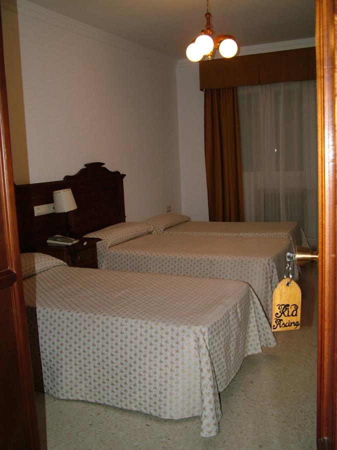 Hotel Rio Piscina Priego de Córdoba Eksteriør bilde